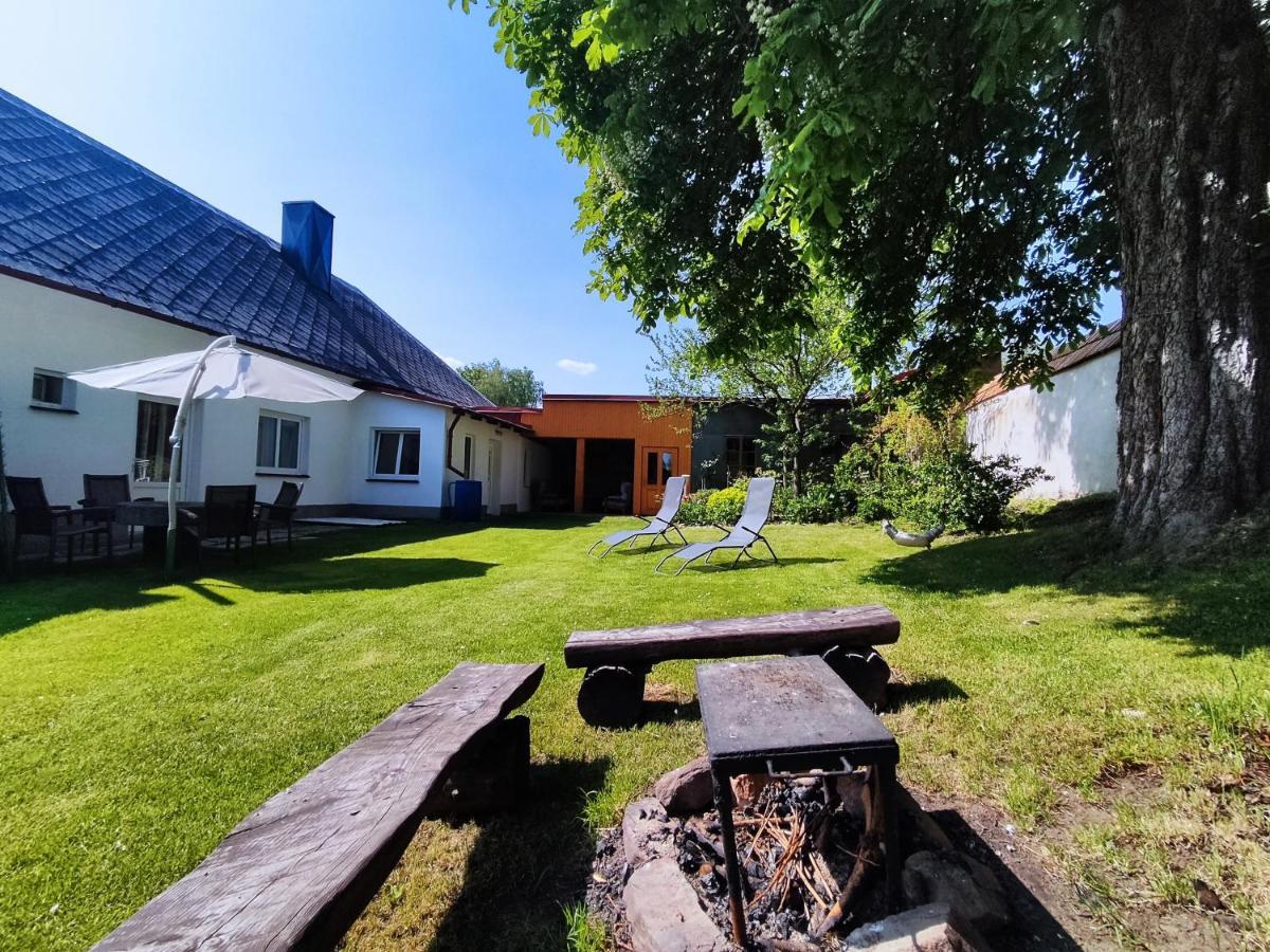 Apartman Utvina Exterior photo