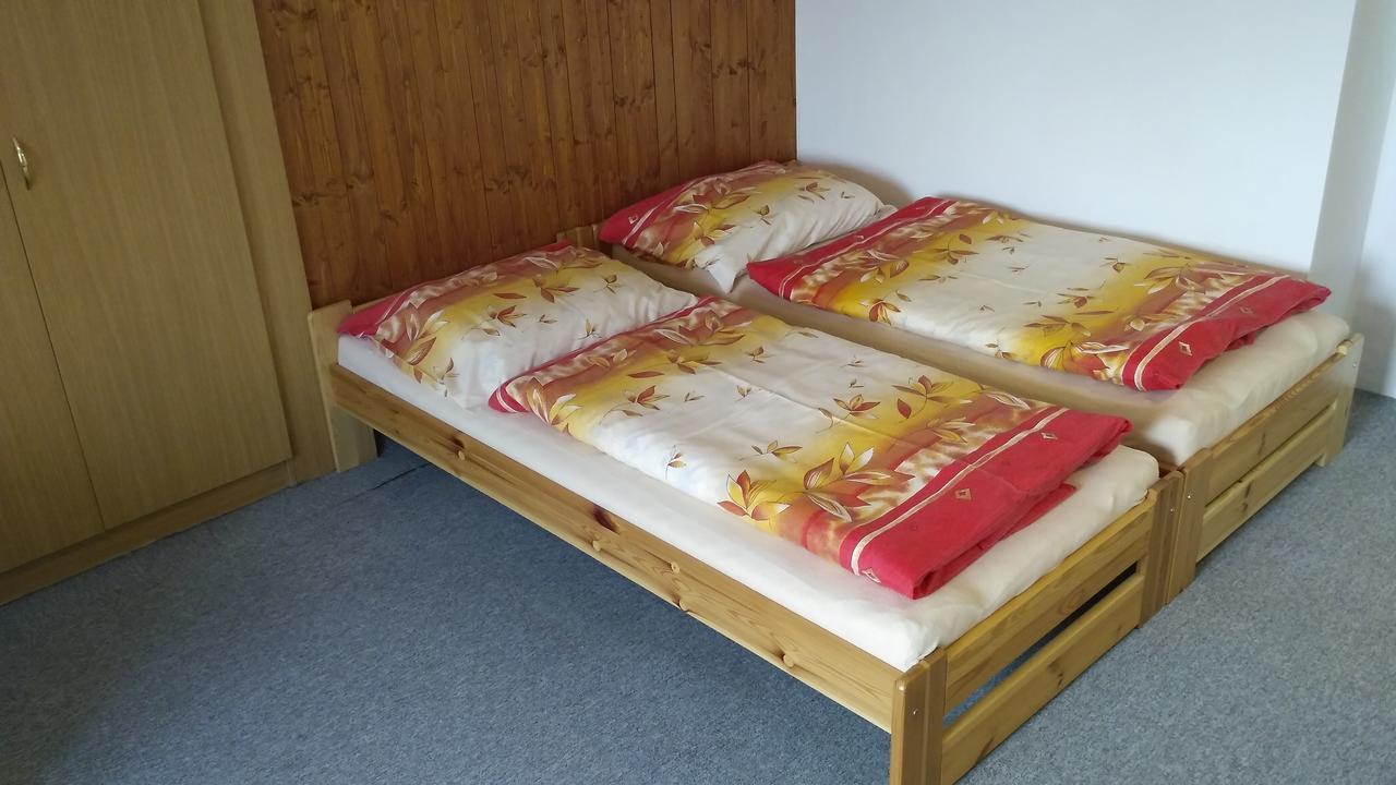 Apartman Utvina Exterior photo
